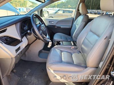 Zdjęcie 7 z 13 samochodu: 2016 TOYOTA SIENNA XLE PREMIUM 7-PASSENGER VIN:5TDDK3DC2GS138972 - miniatura