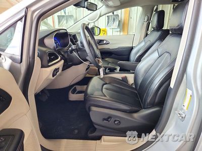Zdjęcie 7 z 13 samochodu: 2024 CHRYSLER PACIFICA TOURING L VIN:2C4RC1BG2RR182544 - miniatura