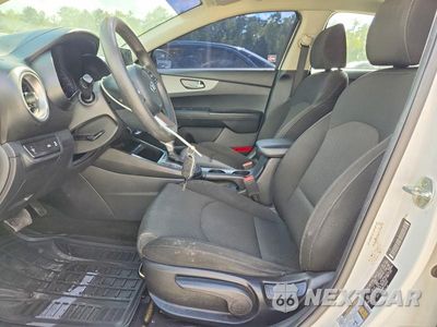 Zdjęcie 7 z 12 samochodu: 2021 KIA FORTE LXS VIN:3KPF24ADXME336930 - miniatura