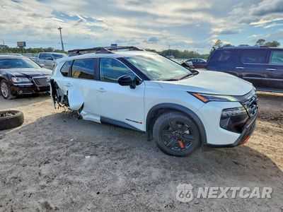 Czwarte zdjęcie samochodu z boku: 2026 NISSAN ROGUE ROCK CREEK VIN:5N1BT3BB2TC820773 - miniatura