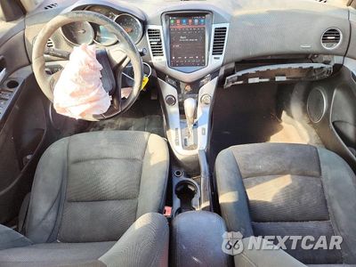 Zdjęcie 8 z 12 samochodu: 2012 CHEVROLET CRUZE LT VIN:1G1PE5SC6C7120782 - miniatura