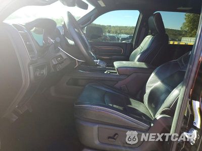 Zdjęcie 7 z 12 samochodu: 2019 RAM 2500 LIMITED VIN:3C6UR5SL9KG539315 - miniatura