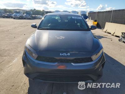 Piąte zdjęcie samochodu w środku: 2024 KIA FORTE LXS VIN:3KPF24AD6RE733185 - miniatura