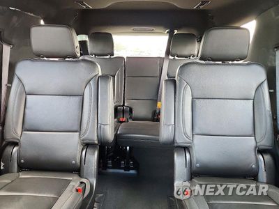 Zdjęcie 10 z 13 samochodu: 2024 CHEVROLET TAHOE K1500 Z71 VIN:1GNSKPKL9RR302468 - miniatura
