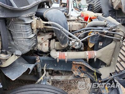 Zdjęcie 11 z 13 samochodu: 2014 FREIGHTLINER CASCADIA SEMI TRUCK VIN:3AKJGLD58ESFH3091 - miniatura