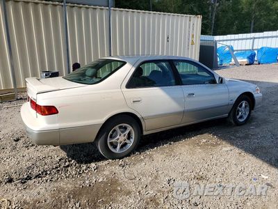 Trzecie zdjęcie samochodu z tyłu: 2001 TOYOTA CAMRY LE VIN:JT2BG28K110554230 - miniatura