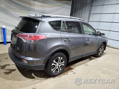 Trzecie zdjęcie samochodu z tyłu: 2016 TOYOTA RAV4 LE VIN:JTMBFREV0GJ056265 - miniatura