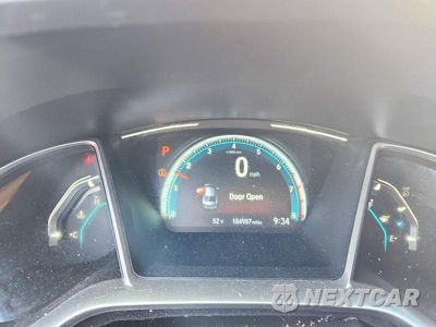 Zdjęcie 9 z 12 samochodu: 2017 HONDA CIVIC EX VIN:2HGFC1F39HH656893 - miniatura