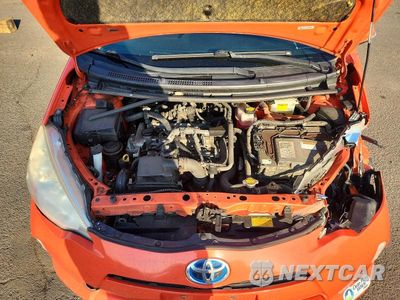 Zdjęcie 11 z 12 samochodu: 2013 TOYOTA PRIUS C THREE VIN:JTDKDTB31D1031683 - miniatura