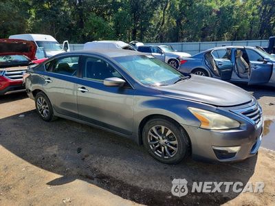Czwarte zdjęcie samochodu z boku: 2015 NISSAN ALTIMA 2.5 S VIN:1N4AL3AP4FN342402 - miniatura