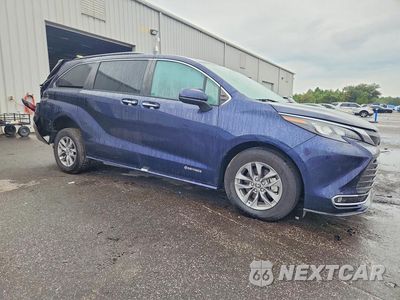 Czwarte zdjęcie samochodu z boku: 2024 TOYOTA SIENNA XLE VIN:5TDYRKEC8RS194469 - miniatura