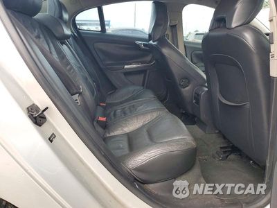 Zdjęcie 10 z 13 samochodu: 2012 VOLVO S60 T5 VIN:YV1622FS5C2106522 - miniatura