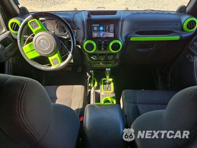 Zdjęcie 8 z 13 samochodu: 2012 JEEP WRANGLER UNLIMITED SPORT VIN:1C4BJWDG9CL281654 - miniatura