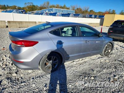 Trzecie zdjęcie samochodu z tyłu: 2017 HYUNDAI ELANTRA SE VIN:5NPD84LF1HH010004 - miniatura