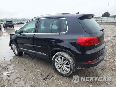 Drugie zdjęcie samochodu z przodu: 2015 VOLKSWAGEN TIGUAN S VIN:WVGAV7AX2FW568634 - miniatura