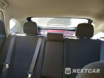 Zdjęcie 10 z 13 samochodu: 2013 TOYOTA PRIUS TWO VIN:JTDKN3DU7D5541810 - miniatura