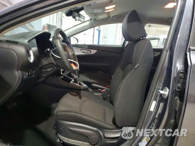 Zdjęcie 7 z 13 samochodu: 2022 KIA FORTE LXS VIN:3KPF24AD8NE471289 - miniatura
