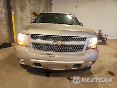 Piąte zdjęcie samochodu w środku: 2009 CHEVROLET SUBURBAN K1500 LTZ VIN:1GNFK36359R199764 - miniatura