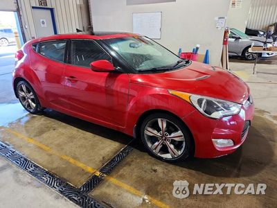 Czwarte zdjęcie samochodu z boku: 2017 HYUNDAI VELOSTER VALUE EDITION VIN:KMHTC6AD6HU323686 - miniatura