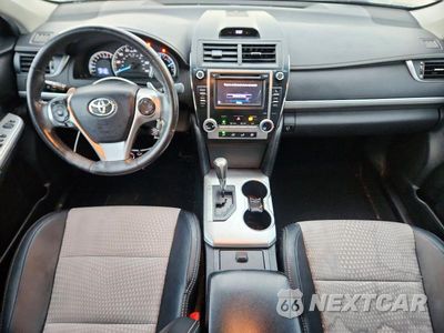 Zdjęcie 8 z 12 samochodu: 2013 TOYOTA CAMRY SE VIN:4T1BF1FK1DU224412 - miniatura