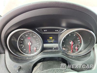 Zdjęcie 9 z 12 samochodu: 2017 MERCEDES-BENZ CLA 250 VIN:WDDSJ4EB3HN455016 - miniatura