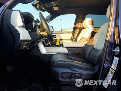 Zdjęcie 7 z 12 samochodu: 2023 TOYOTA TUNDRA CREWMAX CAPSTONE VIN:5TFVC5DB8PX024523 - miniatura