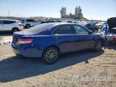 Trzecie zdjęcie samochodu z tyłu: 2011 TOYOTA CAMRY LE VIN:4T1BF3EK4BU727975 - miniatura