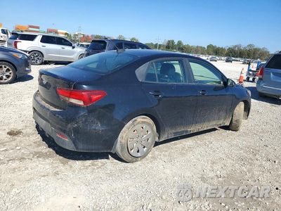 Trzecie zdjęcie samochodu z tyłu: 2018 KIA RIO LX VIN:3KPA24AB0JE072704 - miniatura