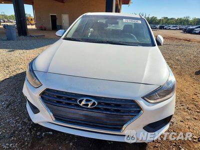 Piąte zdjęcie samochodu w środku: 2018 HYUNDAI ACCENT SE VIN:3KPC24A34JE029680 - miniatura