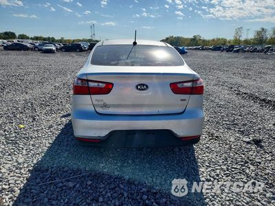 Zdjęcie 6 z 12 samochodu: 2016 KIA RIO LX VIN:KNADM4A30G6573670 - miniatura