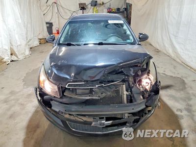 Piąte zdjęcie samochodu w środku: 2014 CHEVROLET CRUZE LT VIN:1G1PD5SB4E7400827 - miniatura