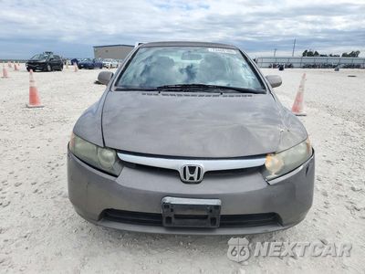 Piąte zdjęcie samochodu w środku: 2008 HONDA CIVIC LX VIN:2HGFA165X8H302646 - miniatura
