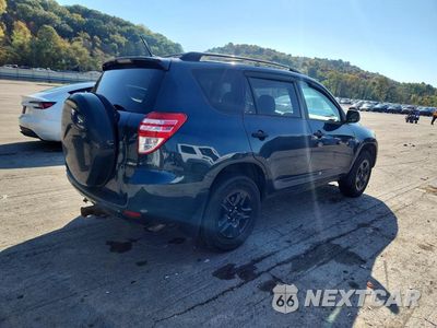 Trzecie zdjęcie samochodu z tyłu: 2010 TOYOTA RAV4 BASE VIN:JTMBF4DV8A5030906 - miniatura