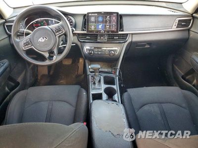 Zdjęcie 8 z 12 samochodu: 2017 KIA OPTIMA LX VIN:5XXGT4L32HG125983 - miniatura