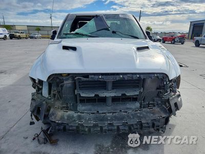 Piąte zdjęcie samochodu w środku: 2016 RAM 1500 SPORT VIN:1C6RR7MT3GS205943 - miniatura