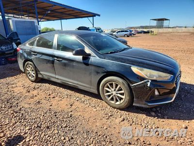 Czwarte zdjęcie samochodu z boku: 2018 HYUNDAI SONATA SE VIN:5NPE24AF0JH673434 - miniatura