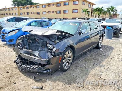2020 CHRYSLER 300 LIMITED 2C3CCAEG4LH102809 - główne zdjęcie licytacji z USA - miniatura