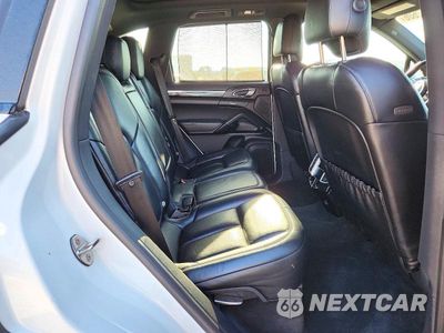 Zdjęcie 11 z 13 samochodu: 2017 PORSCHE CAYENNE SE HYBRID PLATINUM VIN:WP1AE2A27HLA75594 - miniatura