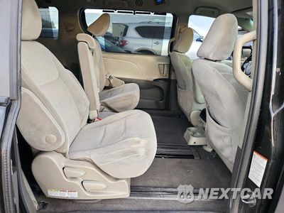 Zdjęcie 11 z 13 samochodu: 2015 TOYOTA SIENNA LE VIN:5TDKK3DC9FS577611 - miniatura