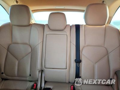 Zdjęcie 10 z 13 samochodu: 2013 PORSCHE CAYENNE VIN:WP1AF2A23DLA44219 - miniatura
