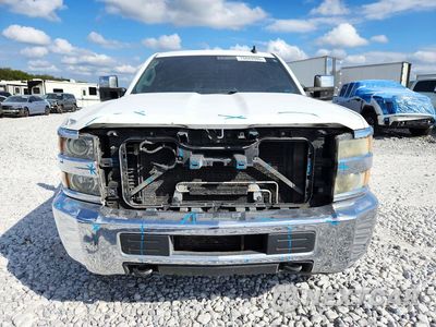 Piąte zdjęcie samochodu w środku: 2015 CHEVROLET SILVERADO K2500 HEAVY DUTY LT VIN:1GB1KVE81FF633644 - miniatura
