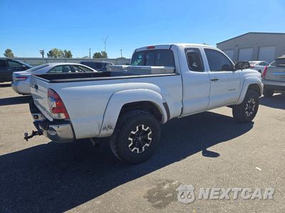 Trzecie zdjęcie samochodu z tyłu: 2013 TOYOTA TACOMA PRERUNNER ACCESS CAB VIN:5TFTU4GN9DX050032 - miniatura