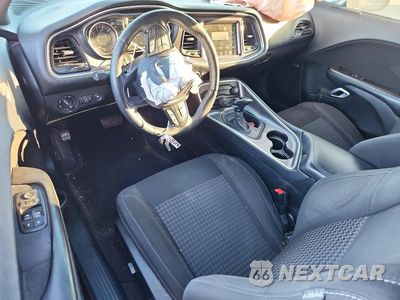 Zdjęcie 8 z 12 samochodu: 2016 DODGE CHALLENGER R/T VIN:2C3CDZBT2GH358966 - miniatura