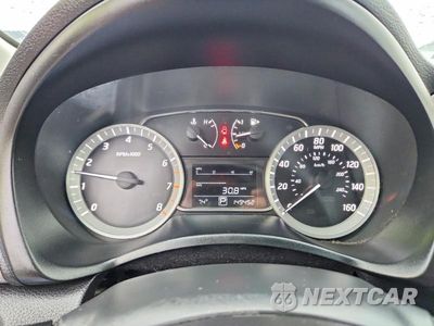 Zdjęcie 9 z 12 samochodu: 2013 NISSAN SENTRA S VIN:3N1AB7AP4DL710985 - miniatura