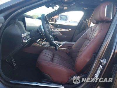 Zdjęcie 7 z 12 samochodu: 2026 BMW 760 XI VIN:WBA33EJ0XTCW74995 - miniatura