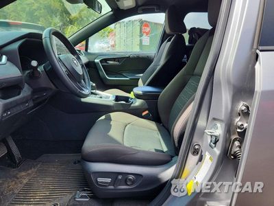 Zdjęcie 7 z 13 samochodu: 2025 TOYOTA RAV4 SE VIN:JTMCB3FV6SD235915 - miniatura