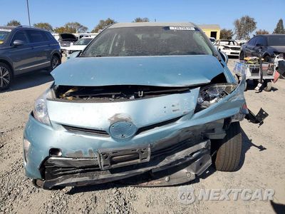 Piąte zdjęcie samochodu w środku: 2015 TOYOTA PRIUS TWO VIN:JTDKN3DU9F1997656 - miniatura