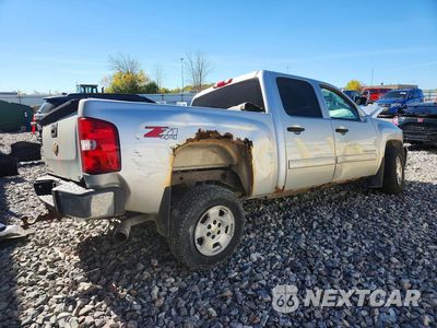 Trzecie zdjęcie samochodu z tyłu: 2011 CHEVROLET SILVERADO K1500 LT VIN:1GCPKSE37BF153000 - miniatura