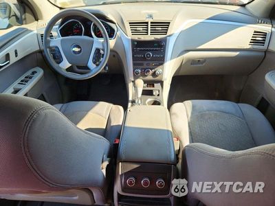 Zdjęcie 8 z 13 samochodu: 2011 CHEVROLET TRAVERSE LS VIN:1GNKVFED6BJ330139 - miniatura
