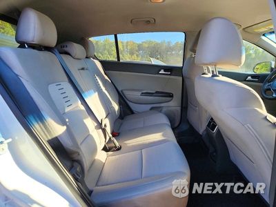 Zdjęcie 11 z 13 samochodu: 2017 KIA SPORTAGE LX VIN:KNDPMCAC9H7231236 - miniatura
